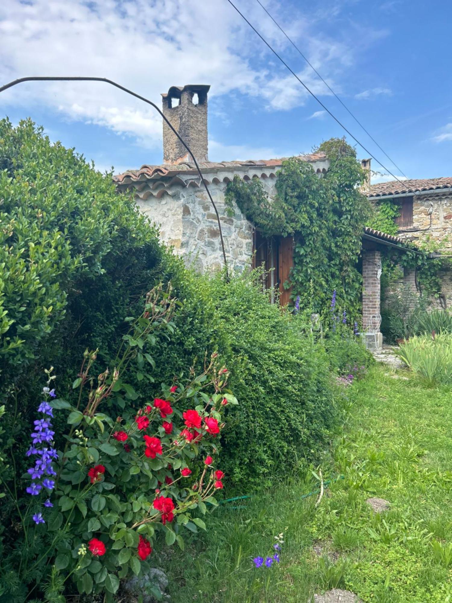 Gites Chameyer Rosans Exterior foto